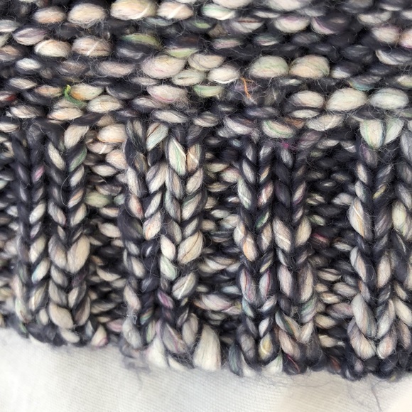 FOREVER 21 CONTEMPORARY BLUE & WHITE KNIT TURTLENECK Sweater Small /Peti… - Picture 15 of 16